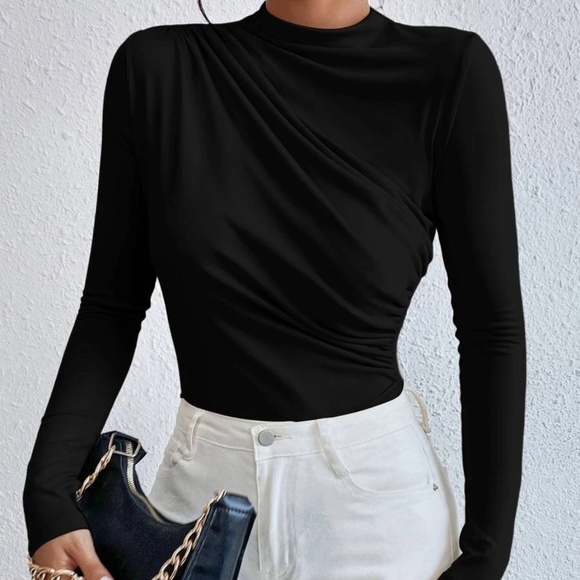 Minimalist Ruched Solid Bodysuit - Picture 1 of 13